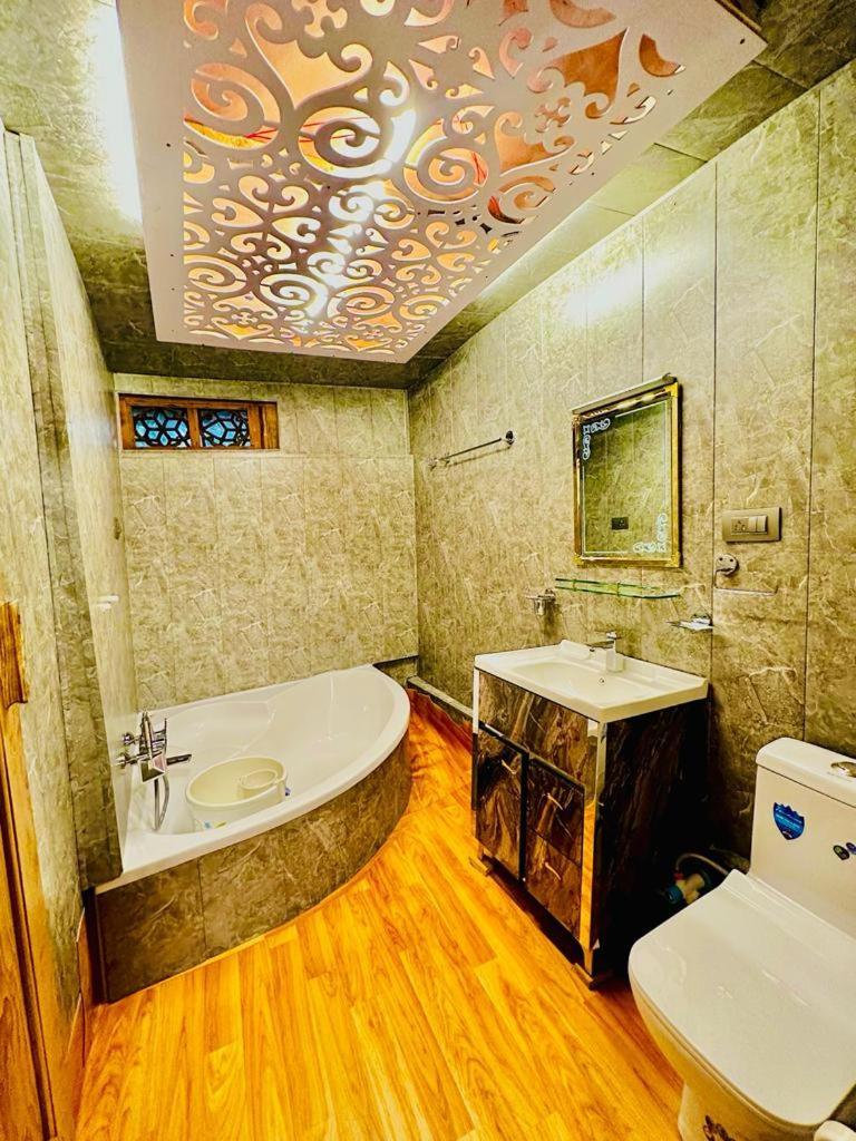New Zealand Group Of Houseboats Hotel Srinagar  Exterior photo